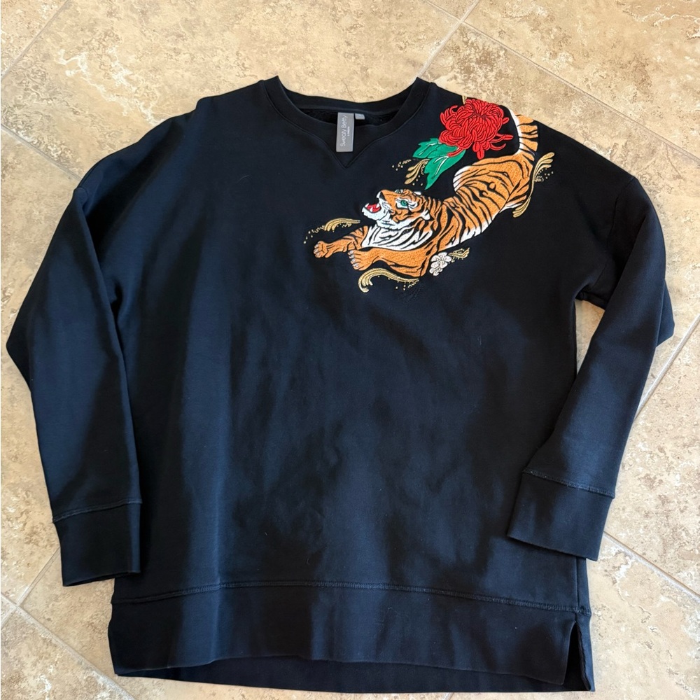 Sweaty Betty Black Tiger Embroidered sweatshirt small tattoo shirt